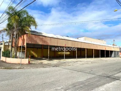 Galpão/Depósito/Armazém para alugar, 600m² no Parque Jaçatuba, Santo André