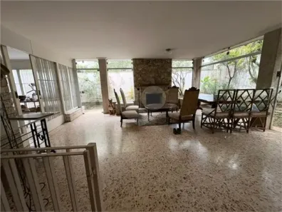 Sobrado com 4 Quartos à venda, 230m² no Sumaré, São Paulo