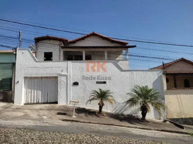 Casa com 4 Quartos à venda, 271m² no Arvoredo, Contagem