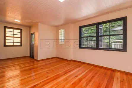 Casa com 6 Quartos para alugar, 260m² no Petrópolis, Porto Alegre