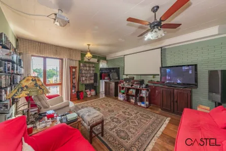 Casa com 4 Quartos à venda, 390m² no Chácara das Pedras, Porto Alegre