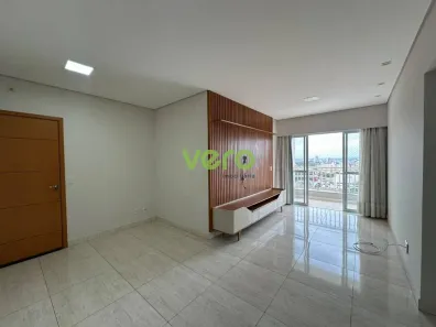 Apartamento com 3 Quartos para alugar, 81m² no Jardim Jacyra, Americana