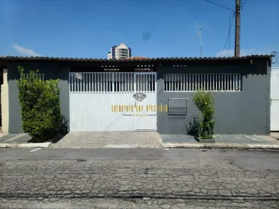 Casa com 4 Quartos à venda, 175m² no Vila Figueira, Suzano