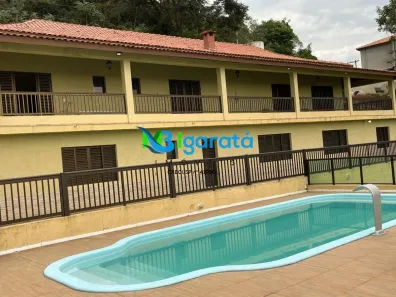 Fazenda/Sítio com 7 Quartos à venda, 500m² no Centro, Igaratá