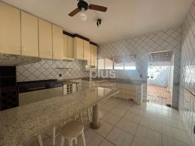 Casa de Condomínio com 2 Quartos para alugar, 100m² no Plano Diretor Norte, Palmas