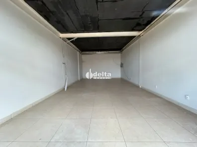 Ponto Comercial para alugar, 55m² no Santa Luzia, Uberlândia