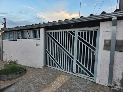 Casa com 3 Quartos para alugar, 139m² no Conjunto Habitacional Padre Anchieta, Campinas