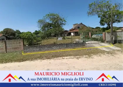 Lote/Terreno à venda, 490m² no Praia do Ervino, São Francisco do Sul