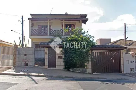 Sobrado com 3 Quartos para alugar, 273m² no Bosque, Vinhedo