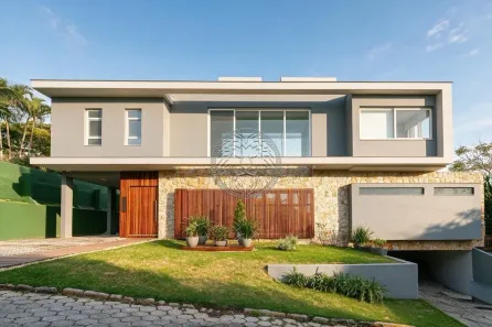 Casa de Condomínio com 4 Quartos à venda, 430m² no Rio Tavares, Florianópolis