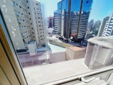 Sala Comercial à venda, 28m² no Centro, Florianópolis