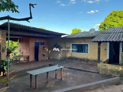 Fazenda/Sítio com 4 Quartos à venda, 200m² no , Guapiaçu