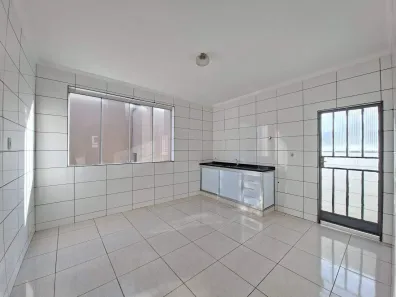 Apartamento com 3 Quartos para alugar, 80m² no Dom Pedro II, Divinópolis