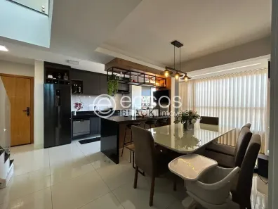 Apartamento com 2 Quartos à venda, 130m² no Segismundo Pereira, Uberlândia