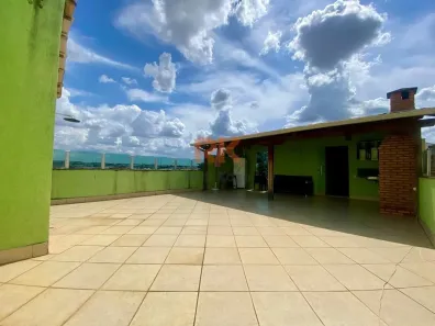 Casa com 2 Quartos à venda, 105m² no Nossa Senhora da Conceição, Contagem