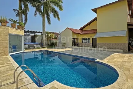 Casa com 3 Quartos à venda, 180m² no Jardim Imperador, Peruíbe
