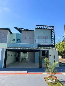 Sobrado com 3 Quartos à venda, 136m² no Monte Castelo, Campo Grande