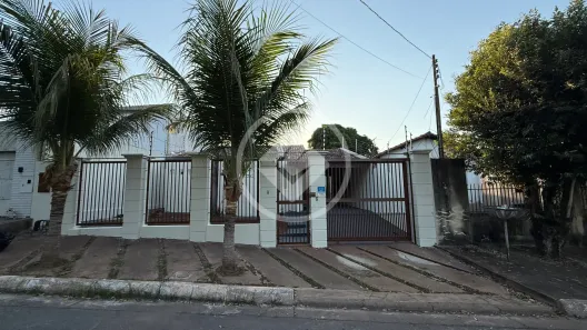 Casa com 3 Quartos à venda, 218m² no Barra do Pari, Cuiabá