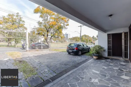 Casa com 3 Quartos à venda, 202m² no Jardim do Salso, Porto Alegre