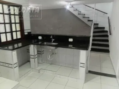 Sobrado com 4 Quartos para alugar, 242m² no Parque das Nações, Santo André