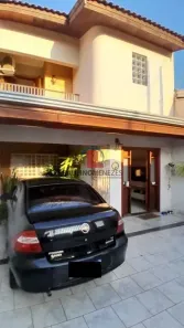 Sobrado com 3 Quartos à venda, 154m² no Parque Novo Mundo, Americana