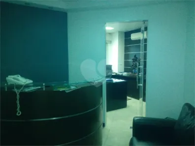 Sala Comercial à venda, 30m² no Barra Funda, São Paulo