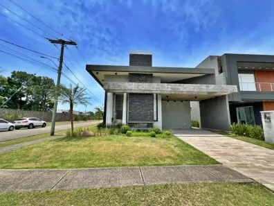 Casa de Condomínio com 4 Quartos à venda, 240m² no Arroio Teixeira, Capão da Canoa