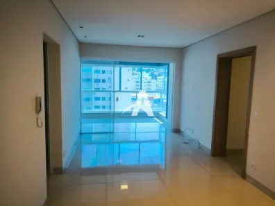 Apartamento com 3 Quartos para alugar, 106m² no Tabajaras, Uberlândia