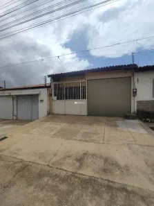Casa com 2 Quartos para alugar, 108m² no Flores, Timon