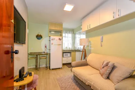 Apartamento com 1 Quarto para alugar, 26m² no Cristo Rei, Curitiba