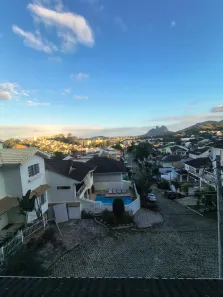 Casa de Condomínio com 3 Quartos para alugar, 330m² no Jacarepaguá, Rio de Janeiro