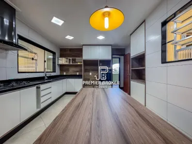 Casa com 3 Quartos à venda, 140m² no Barra do Imbuí, Teresópolis