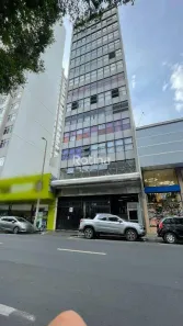 Ponto Comercial para alugar, 710m² no Centro, Uberlândia
