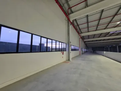 Galpão/Depósito/Armazém para alugar, 10001m² no , Araquari