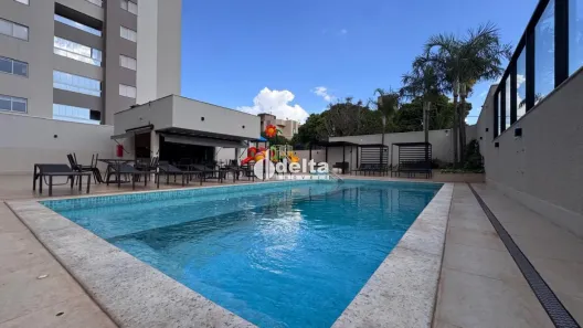 Apartamento com 3 Quartos para alugar, 105m² no Segismundo Pereira, Uberlândia