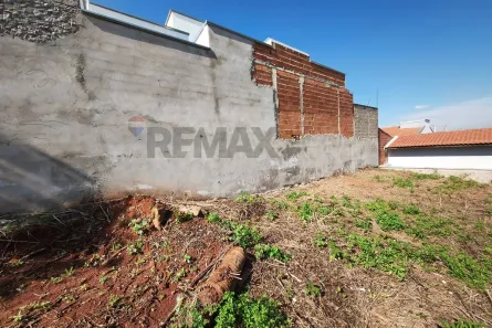 Lote/Terreno à venda, 300m² no Parque Residencial Imigrantes, Holambra