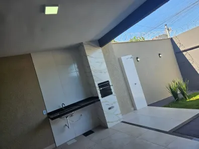 Casa com 3 Quartos à venda, 115m² no Setor Maysa, Trindade
