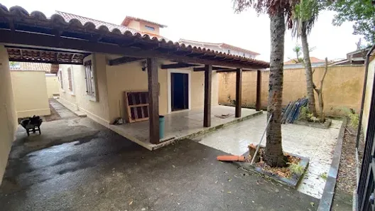 Casa com 3 Quartos para alugar, 120m² no Jardim Excelsior, Cabo Frio