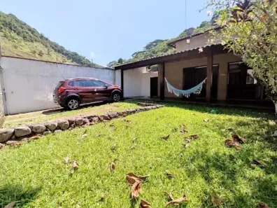 Casa com 4 Quartos à venda, 139m² no Jardim Adalgisa, Caraguatatuba