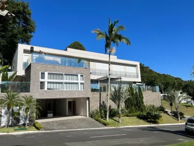 Casa com 4 Quartos para alugar, 600m² no Barra, Balneário Camboriú