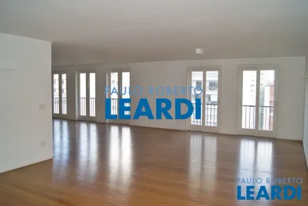 Apartamento com 3 Quartos à venda, 402m² no Jardim Paulista, São Paulo