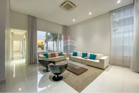 Casa com 3 Quartos para alugar, 240m² no Ribeirão do Lipa, Cuiabá