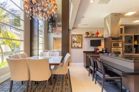 Casa de Condomínio com 3 Quartos à venda, 212m² no Jardim Social, Curitiba