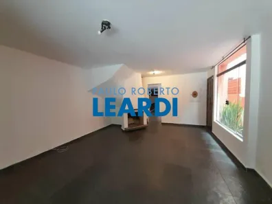 Casa com 3 Quartos à venda, 189m² no Jardim Rizzo, São Paulo