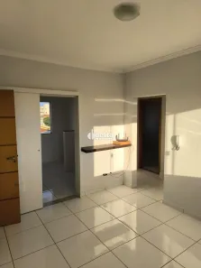 Apartamento com 2 Quartos para alugar, 57m² no Lagoinha, Uberlândia