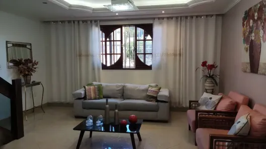 Casa com 4 Quartos à venda, 255m² no Costa do Sol, Macaé