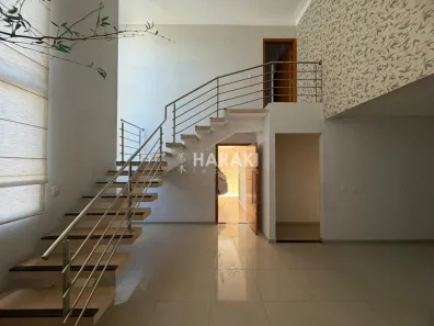 Sobrado com 3 Quartos para alugar, 146m² no Jardim Santa Helena, Maringá