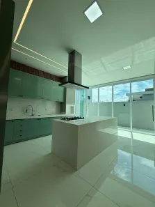 Casa de Condomínio com 3 Quartos para alugar, 189m² no Plano Diretor Sul, Palmas