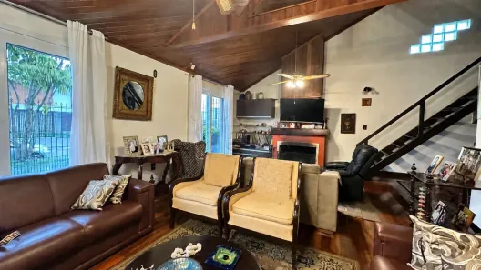 Casa com 4 Quartos à venda, 211m² no Centro, Pelotas