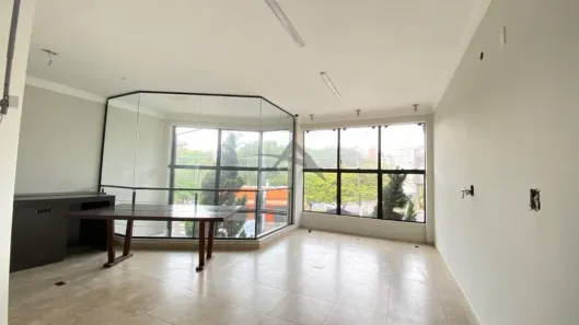 Prédio Comercial à venda, 210m² no Cambuí, Campinas